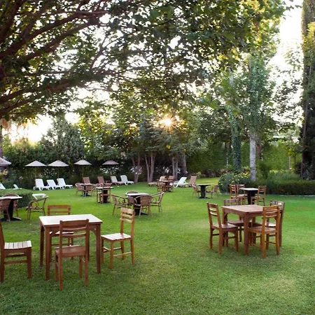 阿克布卢特spa酒店 度假村 4*