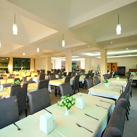 阿克布卢特spa酒店