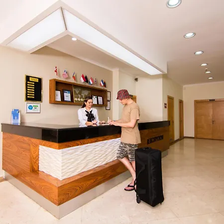 阿克布卢特spa酒店 度假村 4*