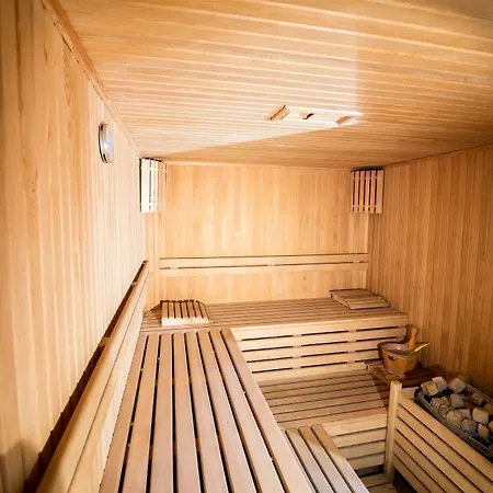 Akbulut & Guzelcamlı