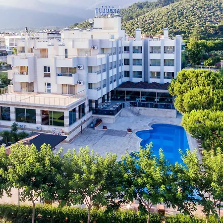 Akbulut & Resort